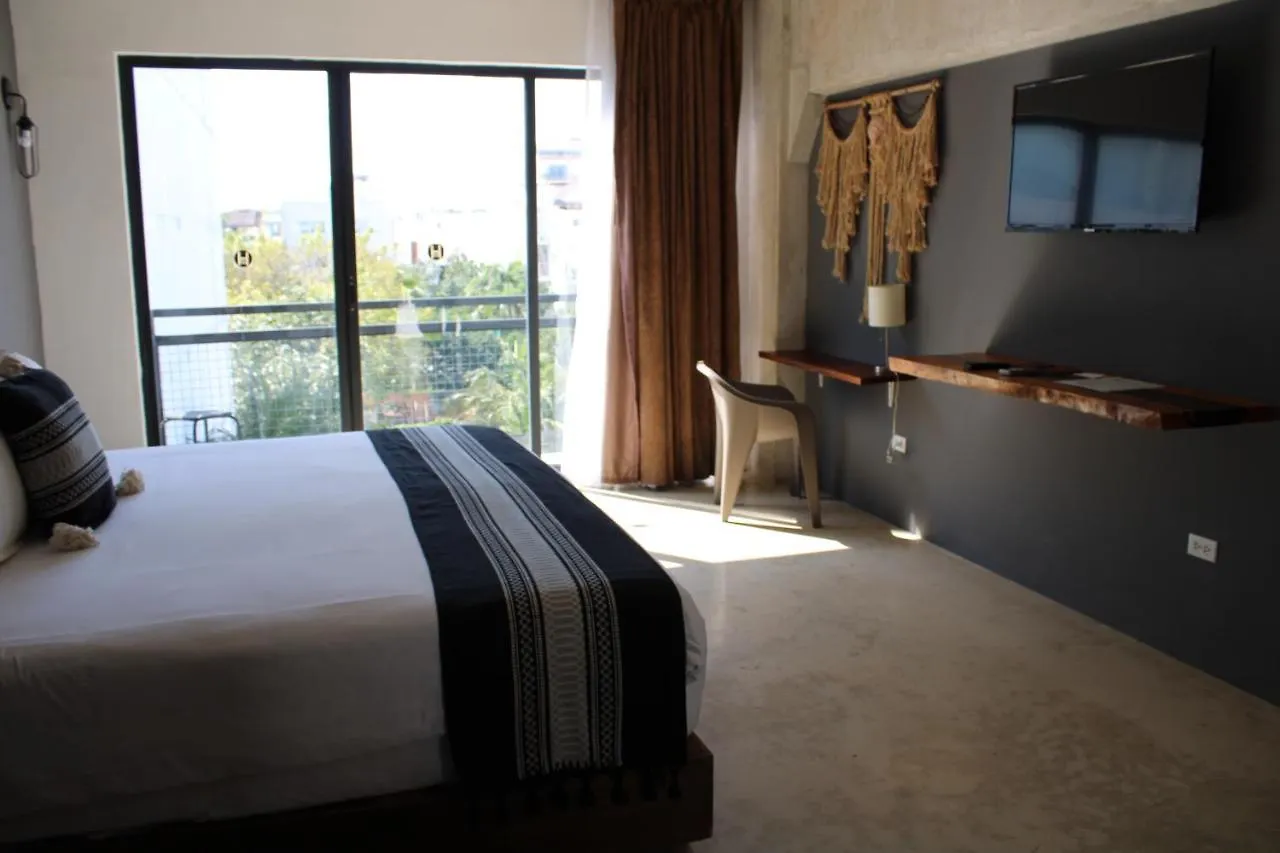Hotel 52 Playa Del Carmen
