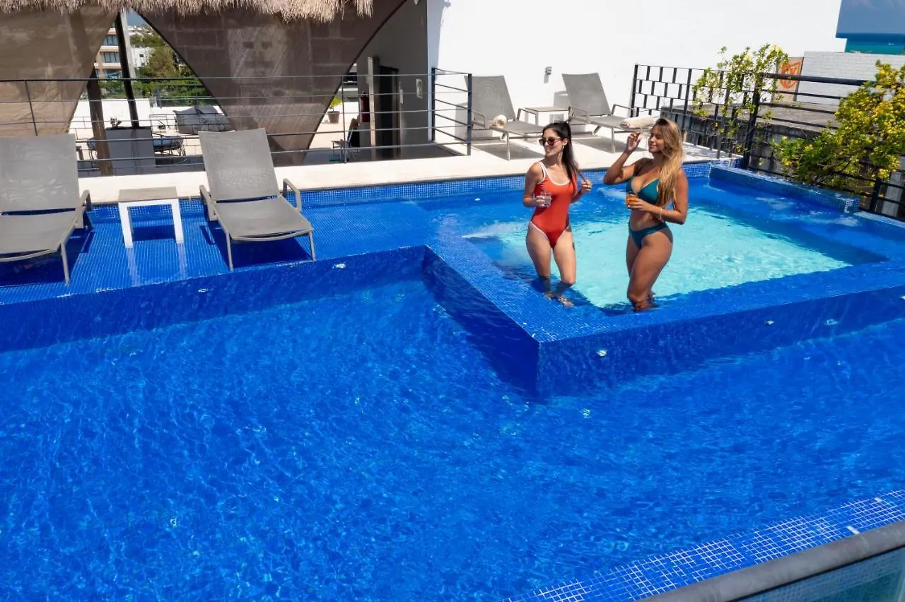 Hotel 52 Playa Del Carmen