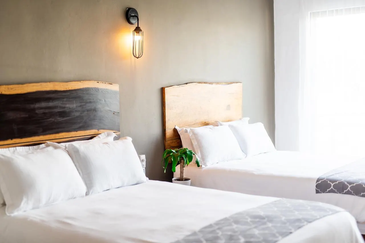 Hotel 52 Playa Del Carmen 4*,