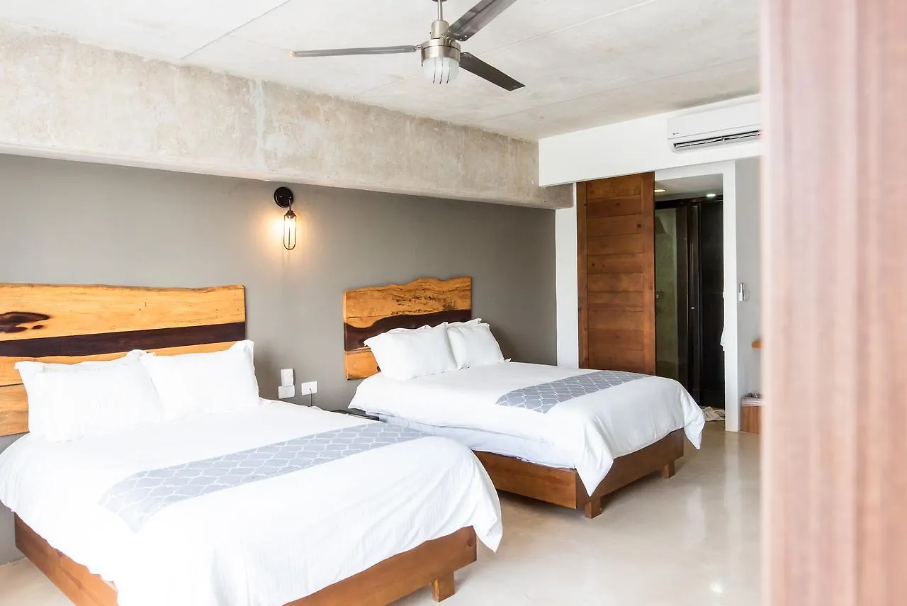 Hotel 52 Playa Del Carmen
