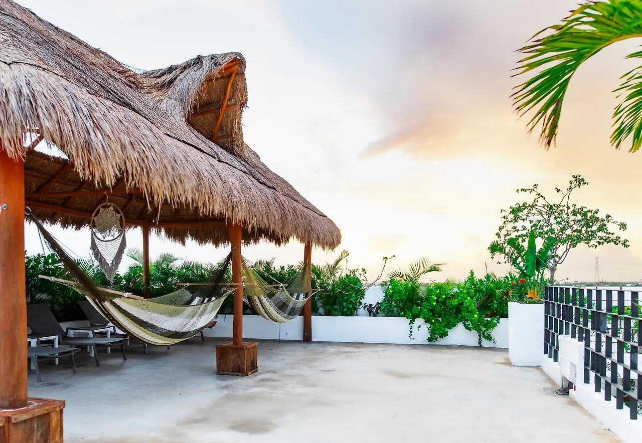 Hotel 52 Playa Del Carmen