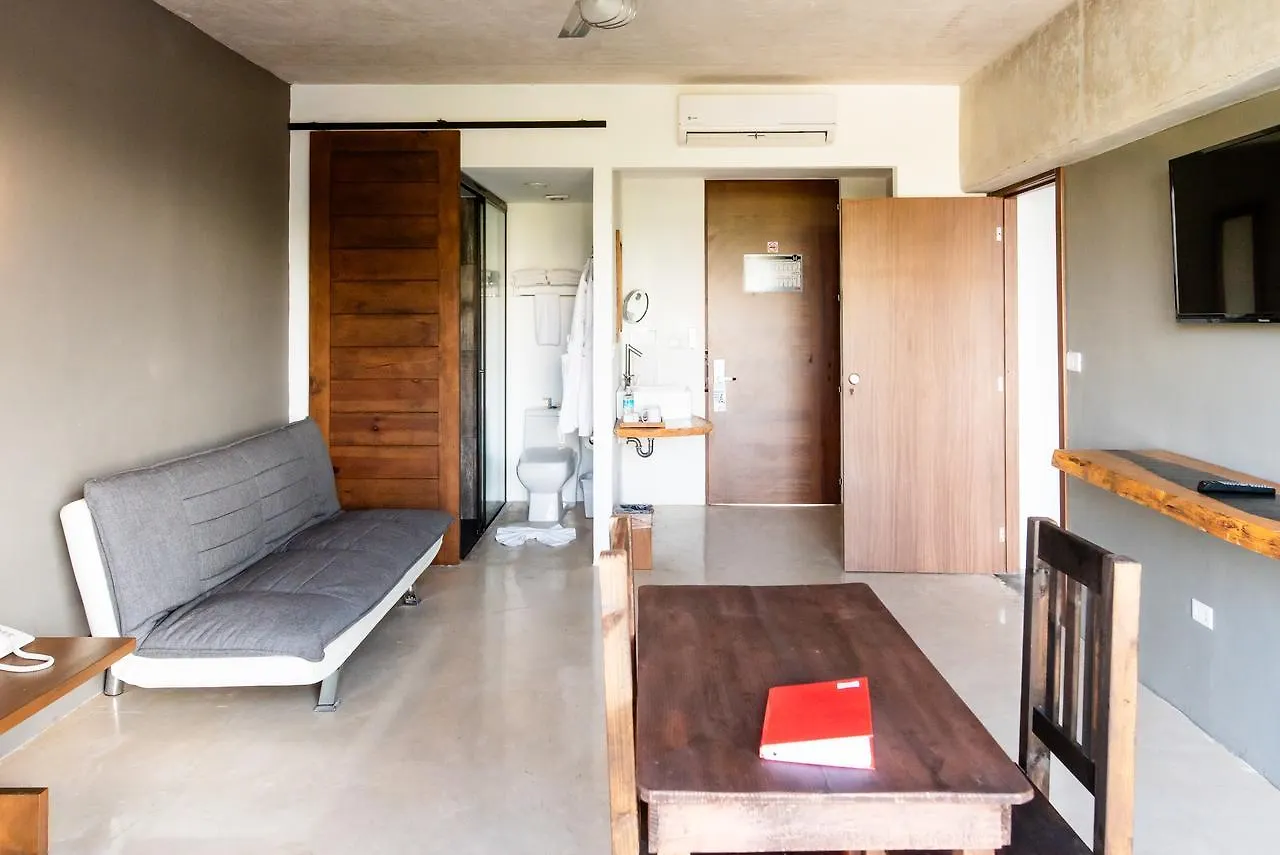 Hotel 52 Playa Del Carmen
