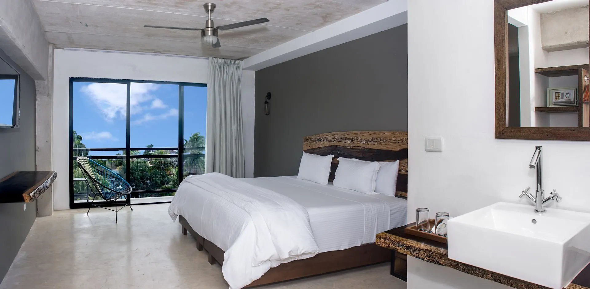 Hotel 52 Playa Del Carmen